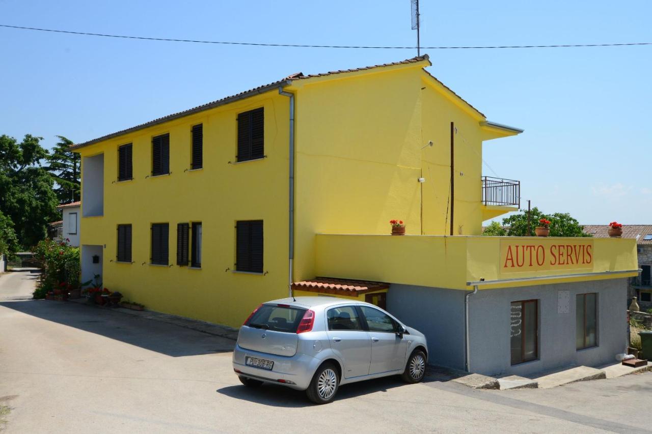Rooms Tomc Fuškulin Exteriér fotografie